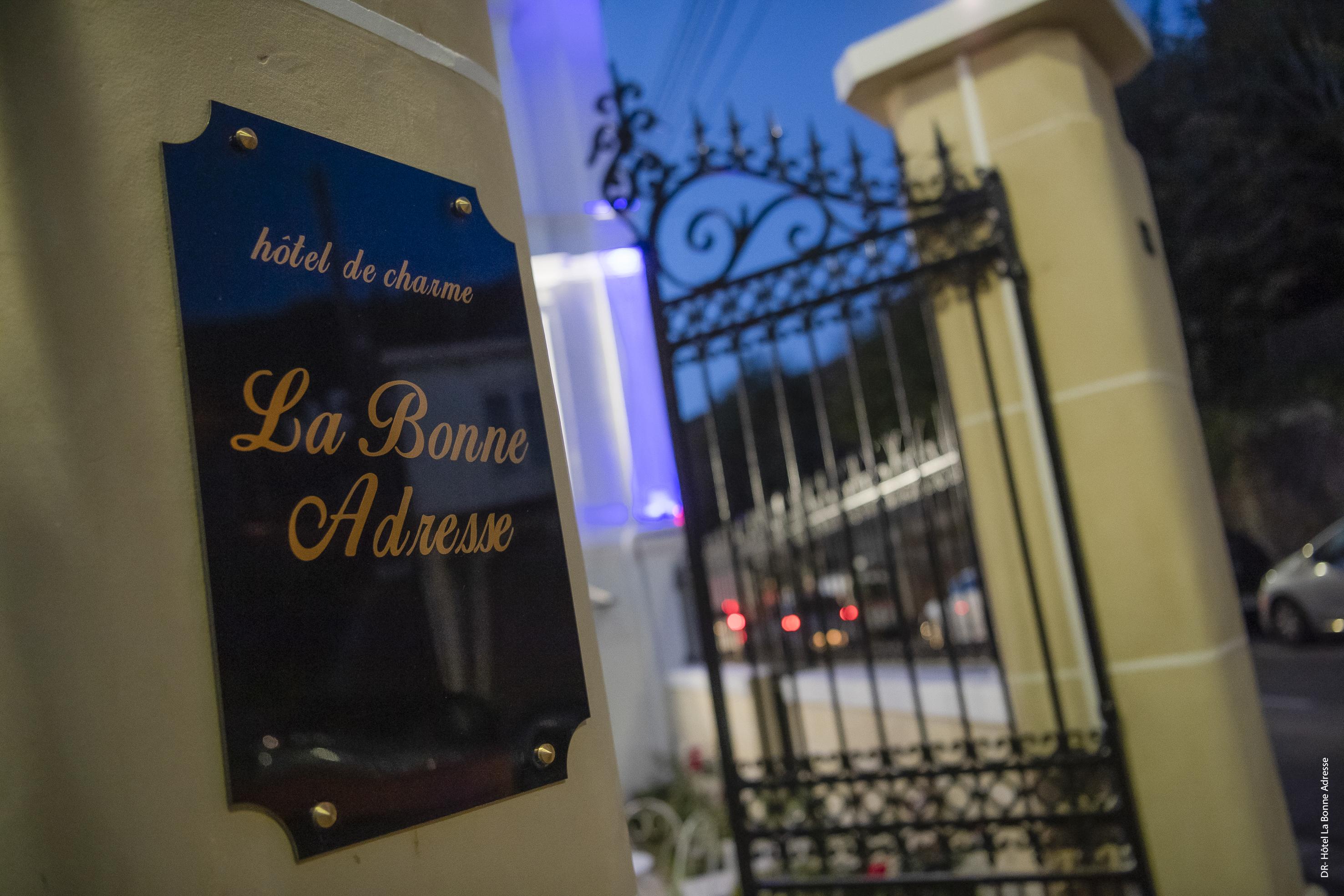 Hotel De Charme La Bonne Adresse - Logis Hotels Le Havre Exterior foto